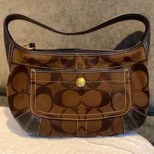 Authentic Coach shoulder bag